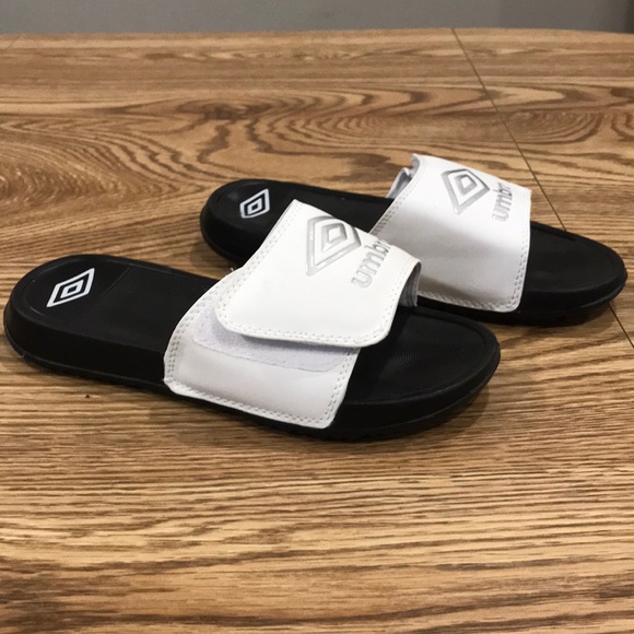 girls athletic slides